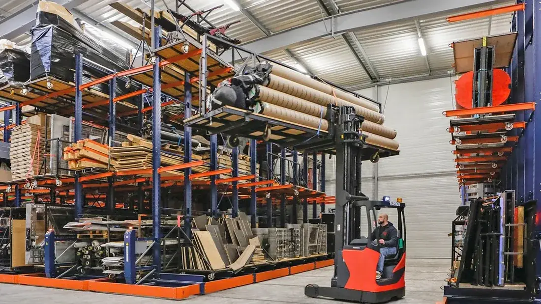 Warehouse storage layout